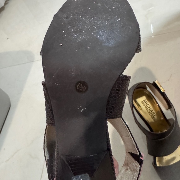 Michael Kors brown and Gold Heels - Picture 9 of 13